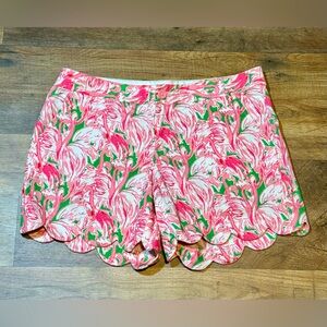 Lilly Pulitzer Scalloped Shorts Size 6 Buttercup Pink Flamingo Print